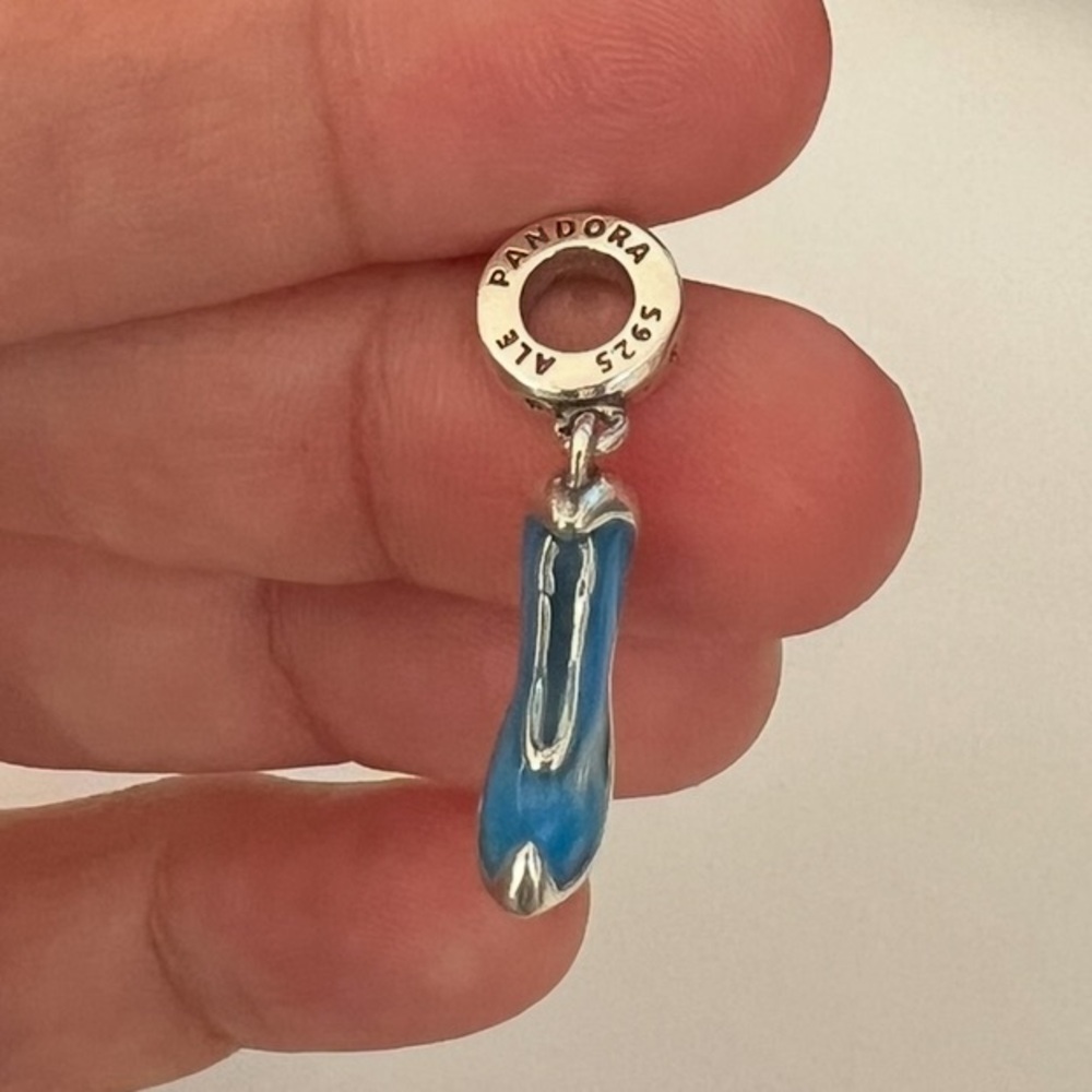 PANDORA DISNEY Cinderella Glass Slipper Charm
